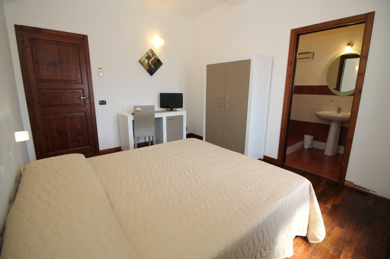 Al Centro Affittacamere San Vito Lo Capo Exterior foto